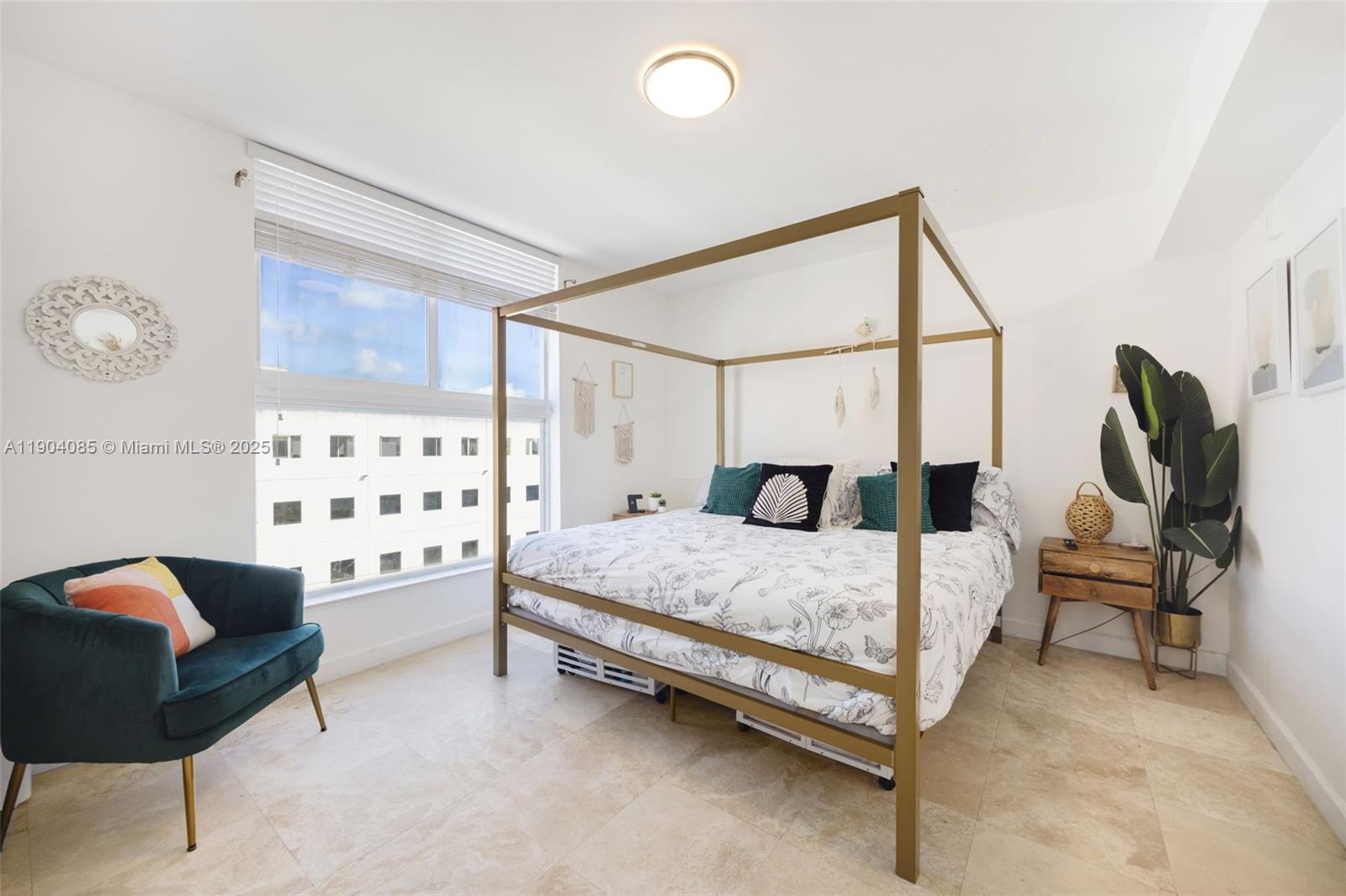 NEVIS CONDO - Residential