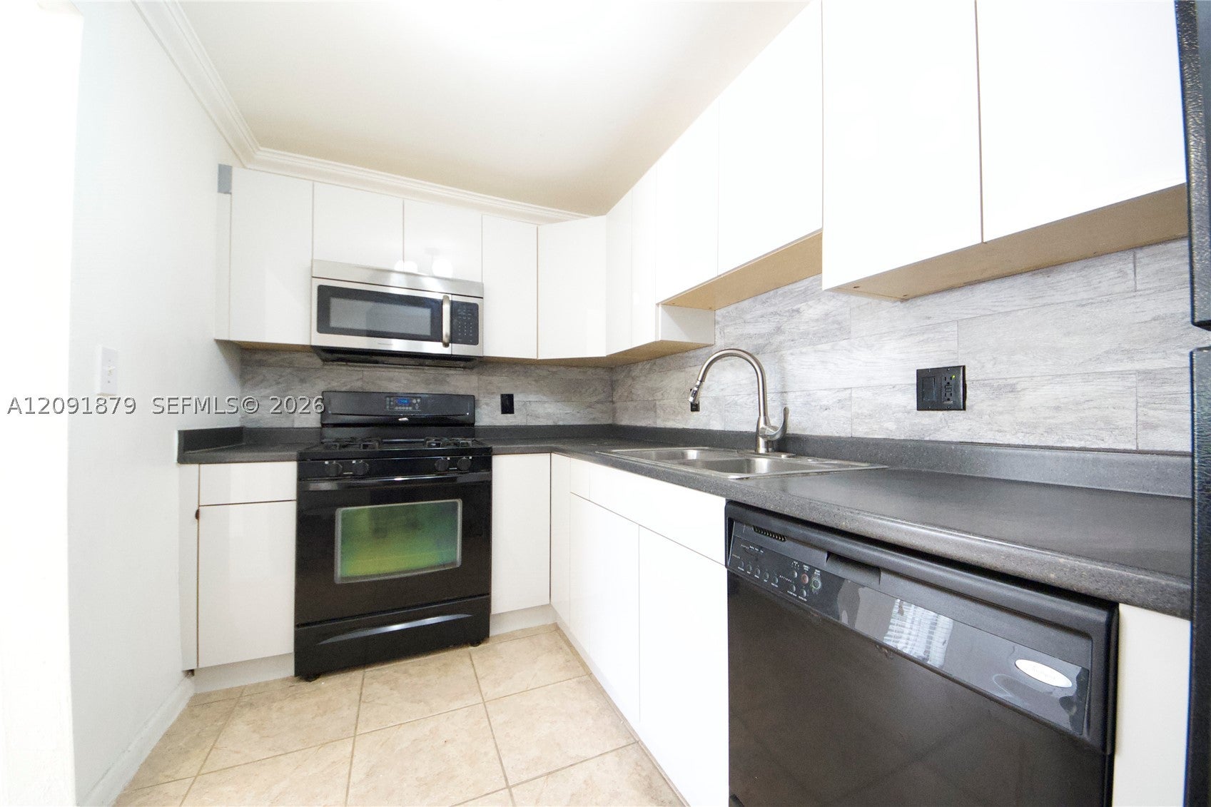 6900 N Kendall Dr A209