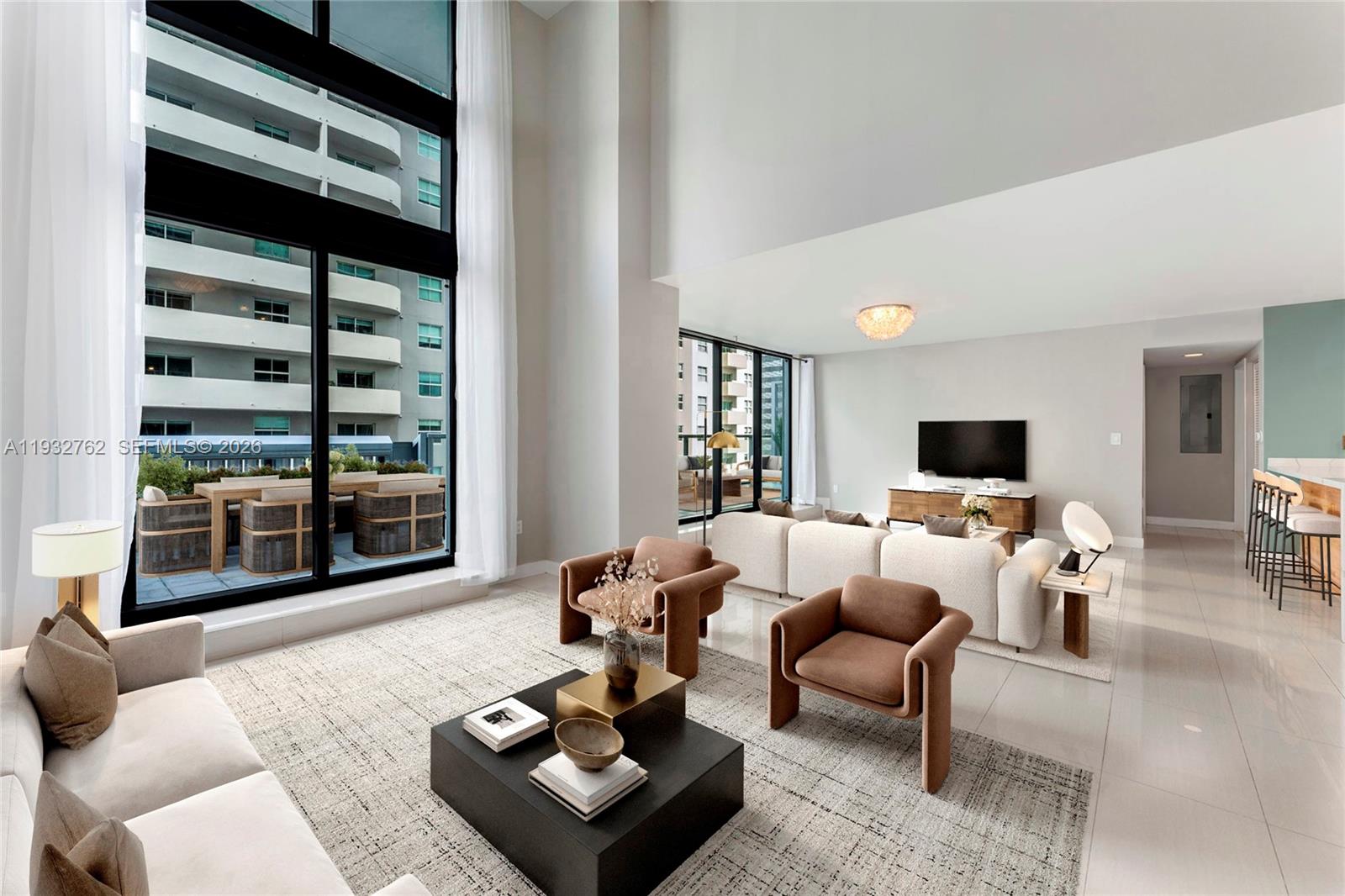 1111 SW 1st Ave 721-N