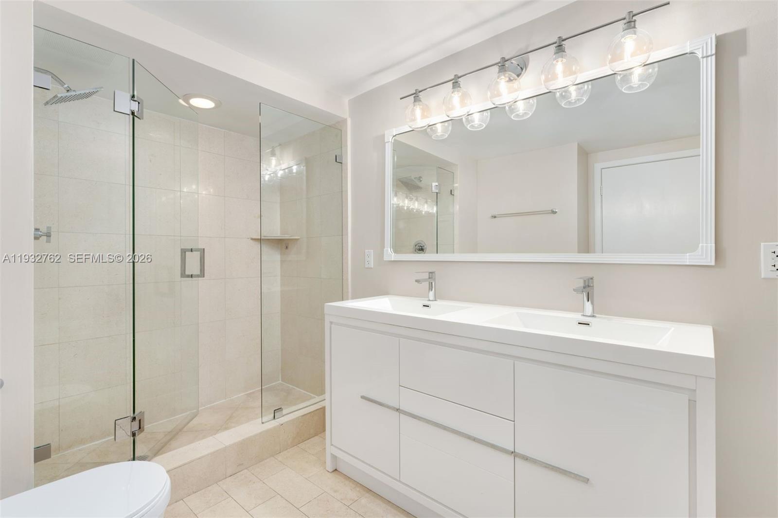 THE AXIS ON BRICKELL II C - Residential