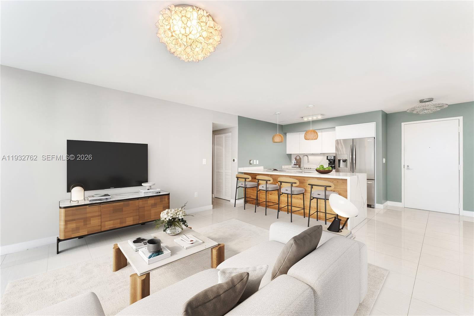 1111 SW 1st Ave 721-N