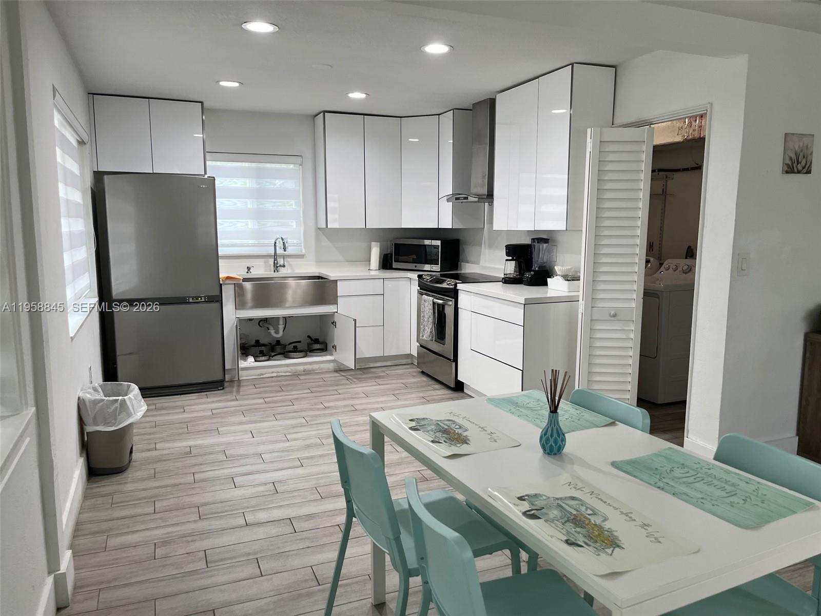 WALDIN ACRES - Residential Income