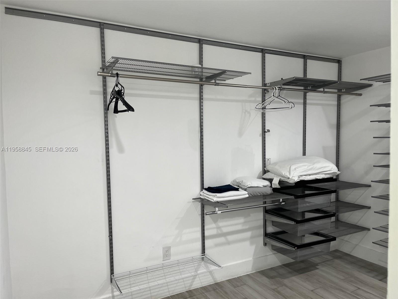 WALDIN ACRES - Residential Income