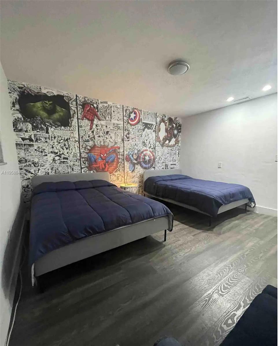 WALDIN ACRES - Residential Income