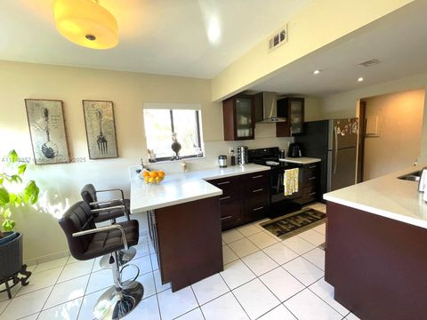 8415 SW 107th Ave 363W Miami FL 33173