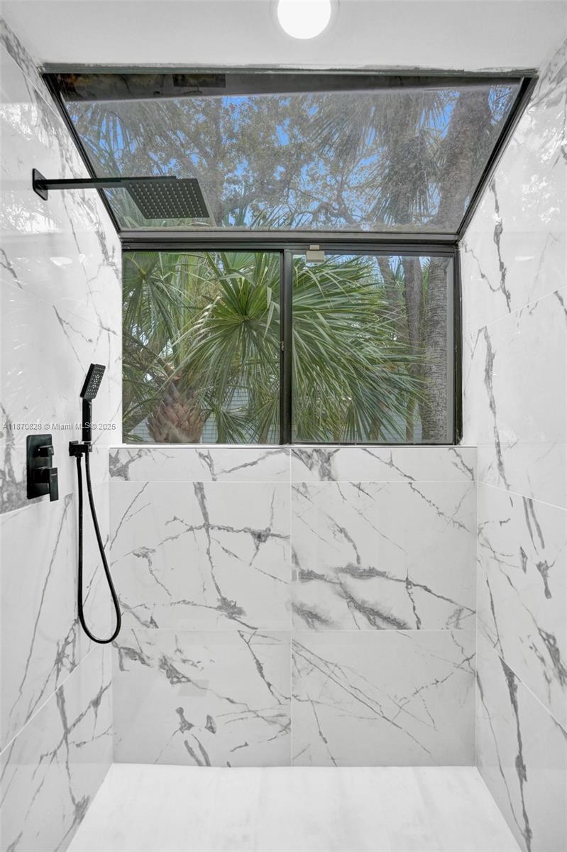 ROCK ISLAND LAND CORP - Residential