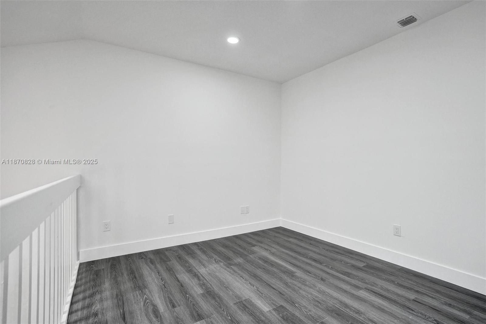 ROCK ISLAND LAND CORP - Residential