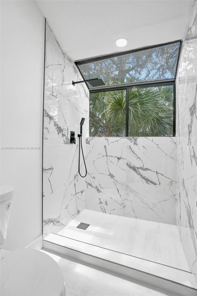 ROCK ISLAND LAND CORP - Residential