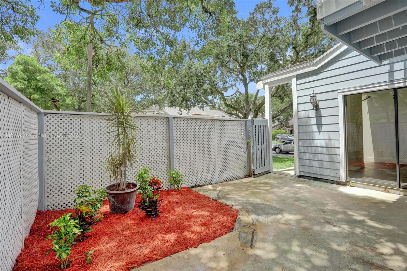 ROCK ISLAND LAND CORP - Residential