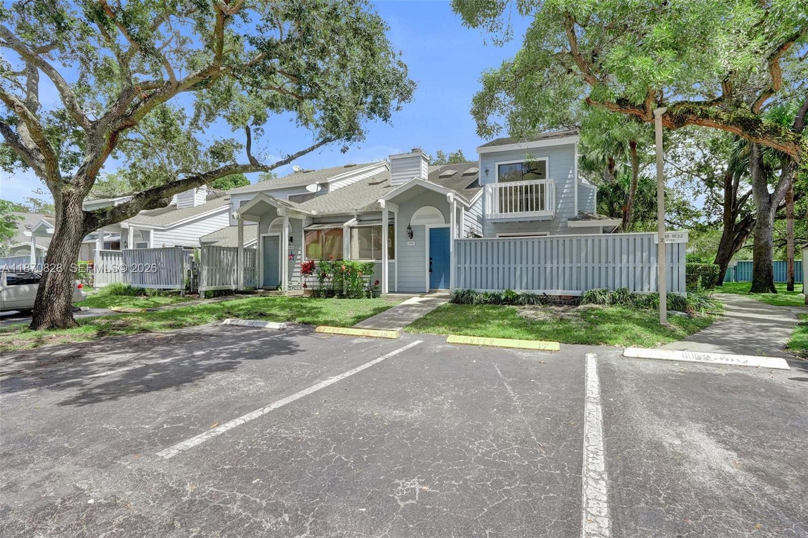 1818 Adventure Pl