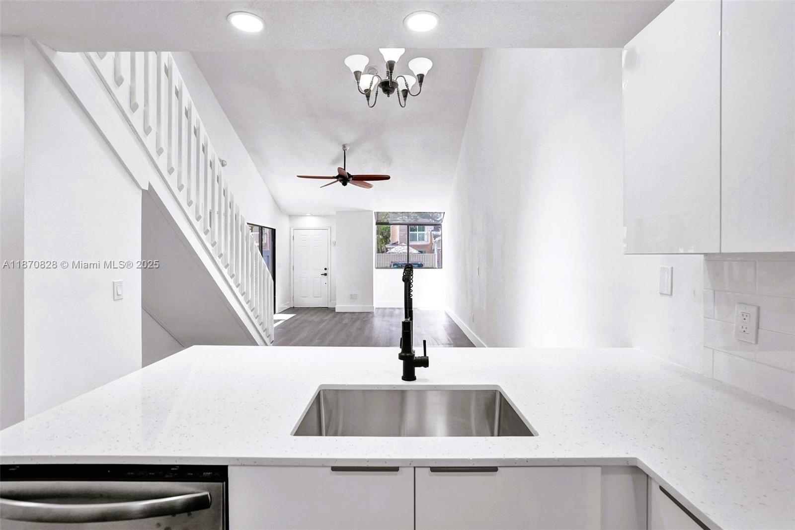 ROCK ISLAND LAND CORP - Residential