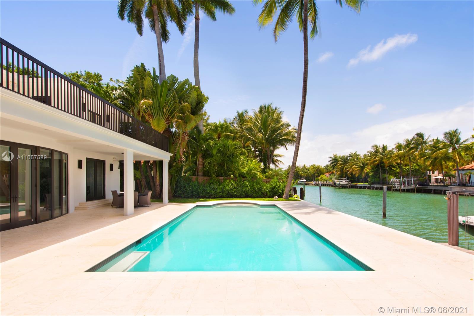 SUNSET ISLANDS-ISLAND NO - Residential