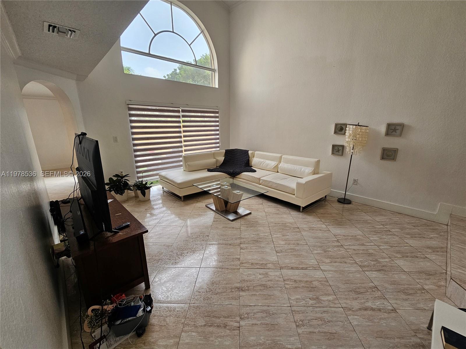 DORAL LANDINGS EAST - Residential Lease