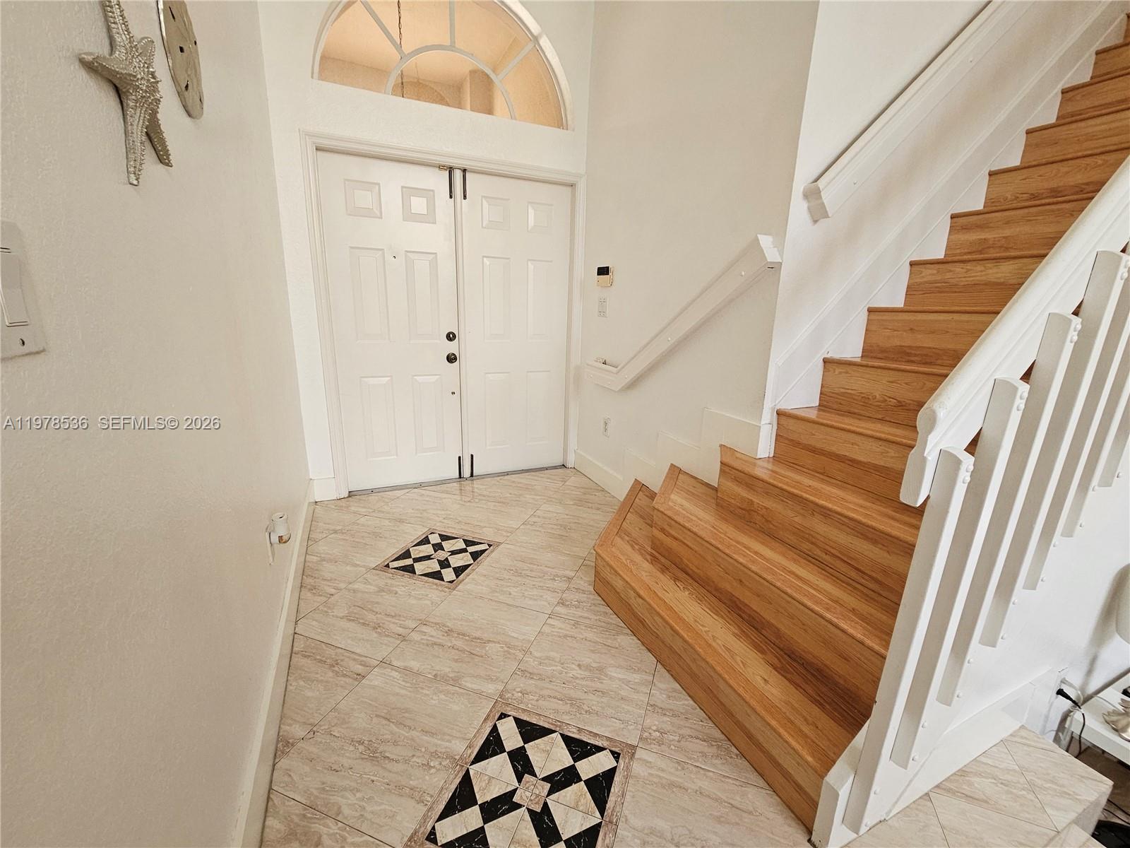 DORAL LANDINGS EAST - Residential Lease