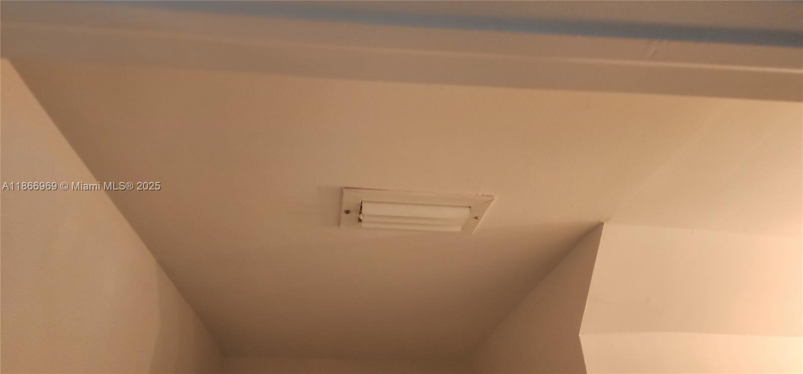 TIFFANY LAKES CONDO - Residential Lease