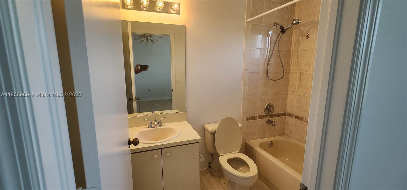 TIFFANY LAKES CONDO - Residential Lease