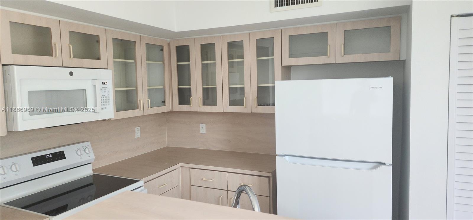 TIFFANY LAKES CONDO - Residential Lease