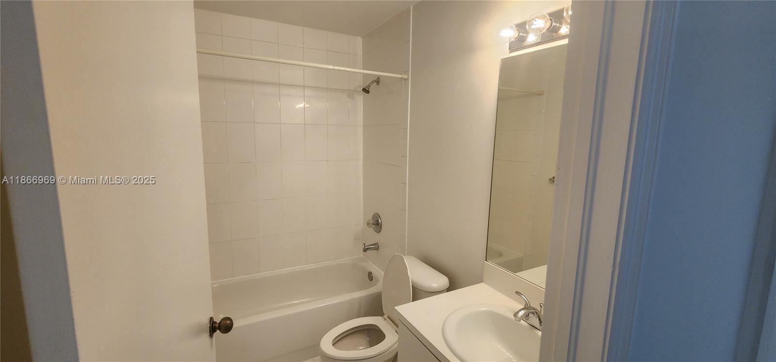 TIFFANY LAKES CONDO - Residential Lease