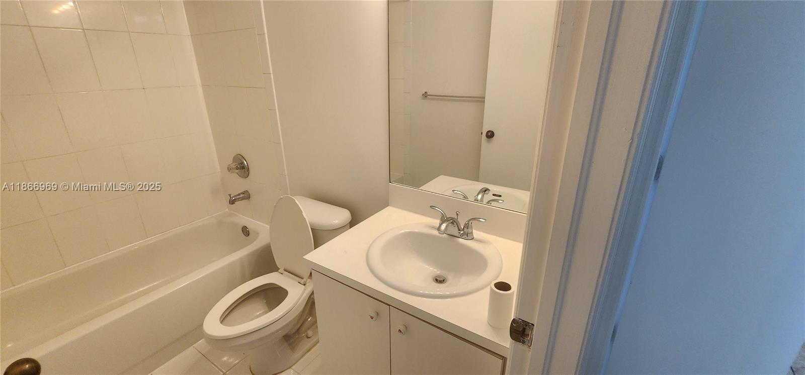 TIFFANY LAKES CONDO - Residential Lease