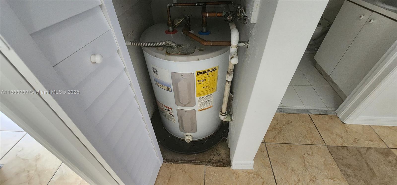 TIFFANY LAKES CONDO - Residential Lease