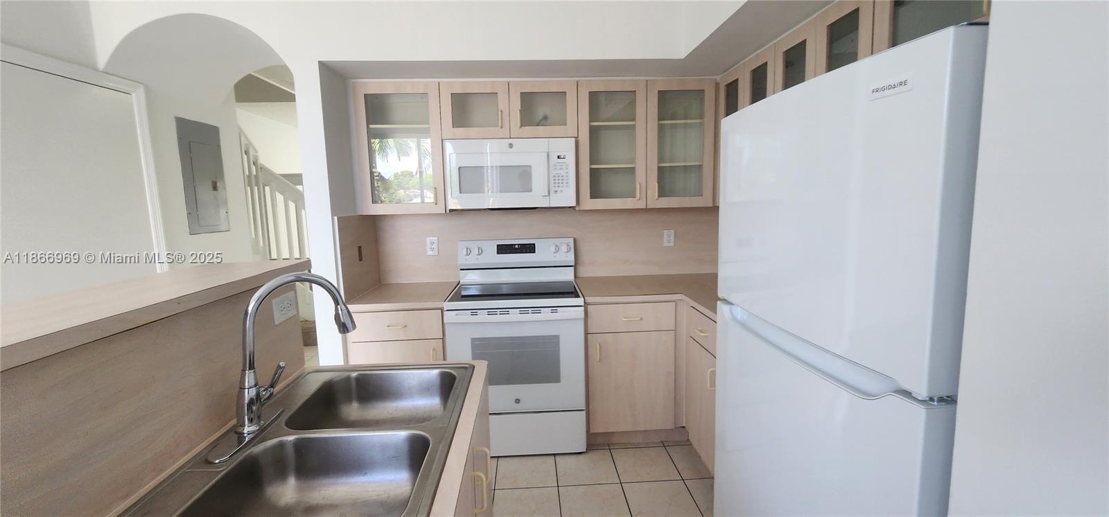 TIFFANY LAKES CONDO - Residential Lease