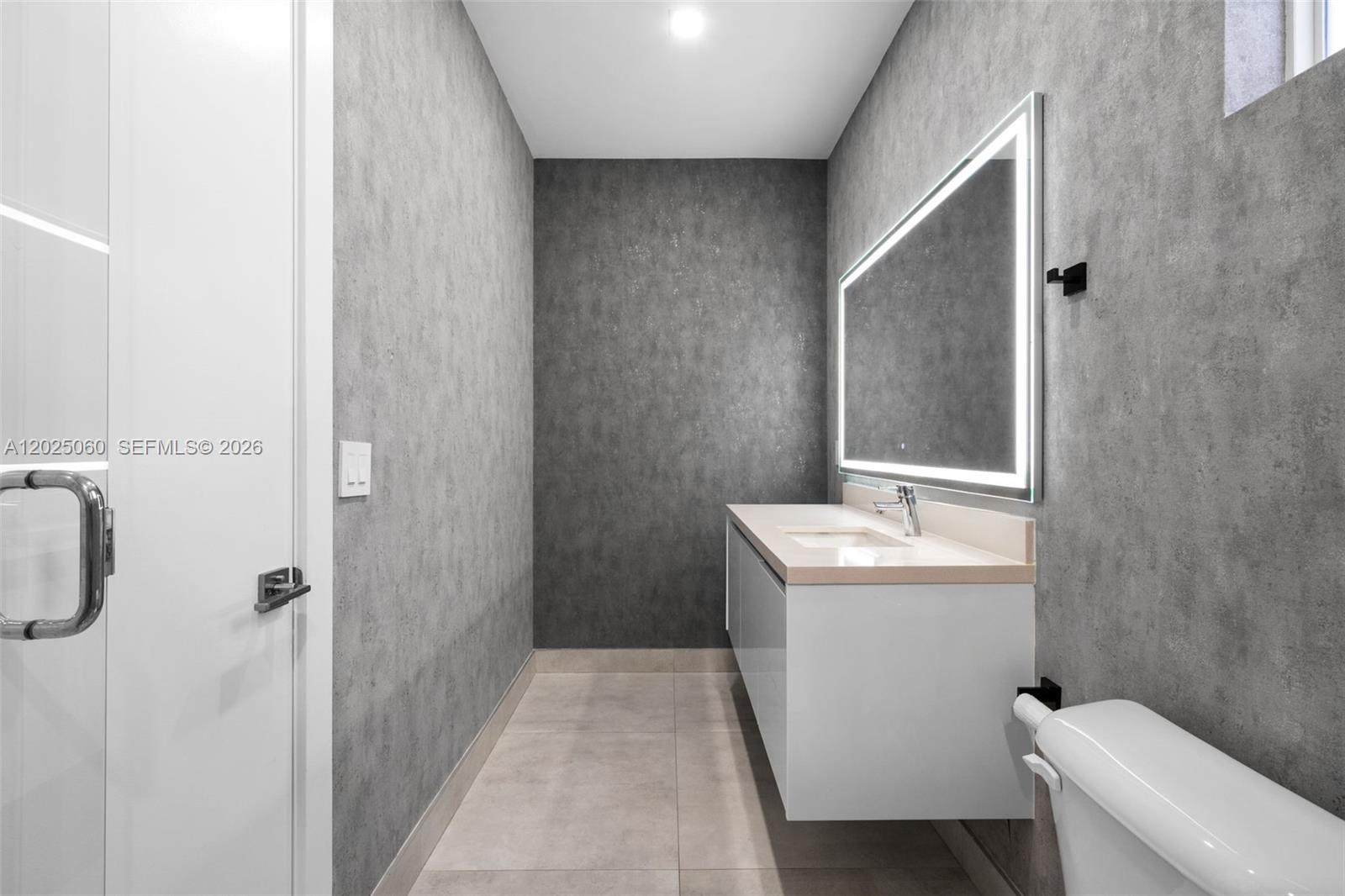 DORAL COMMONS RESIDENTIAL - Residential