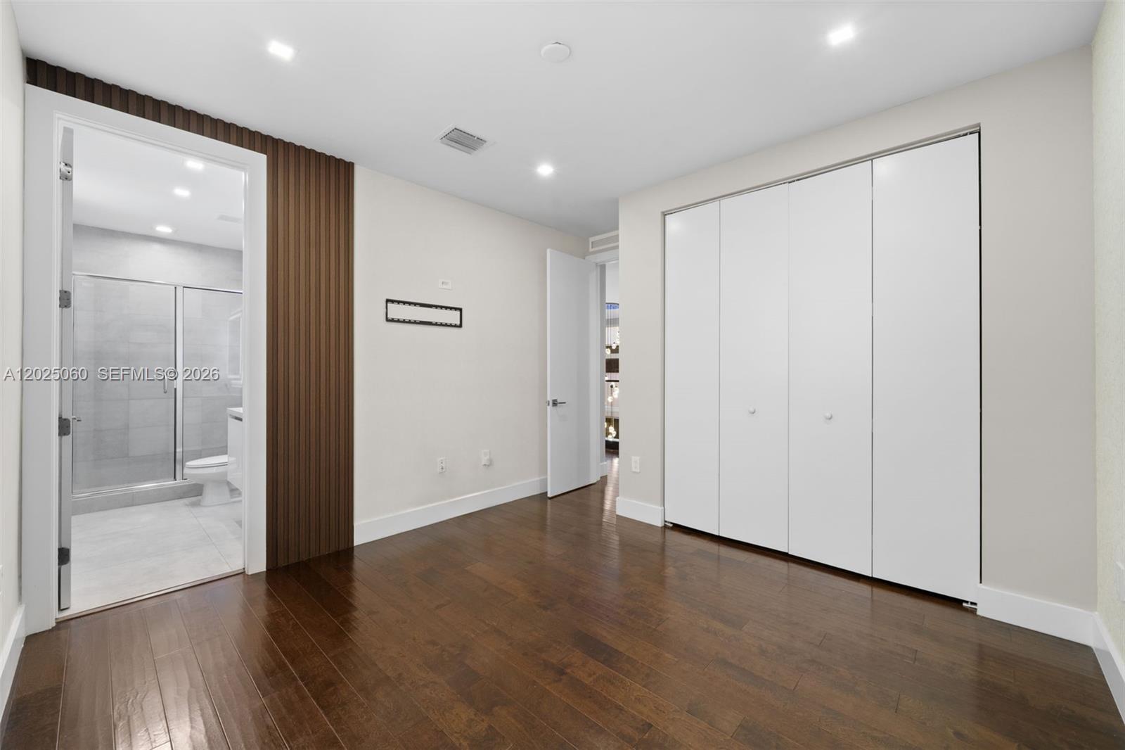 DORAL COMMONS RESIDENTIAL - Residential