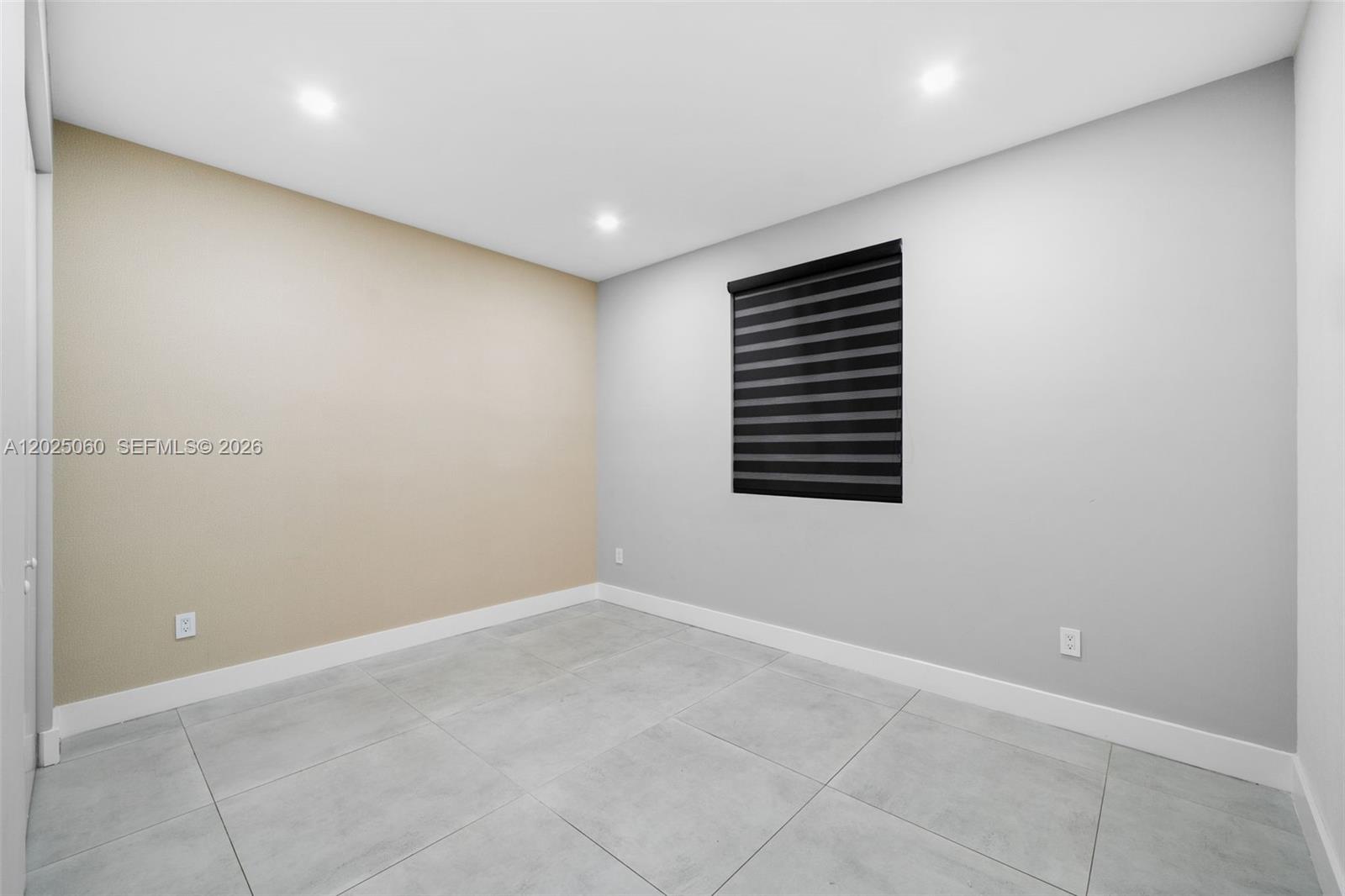 DORAL COMMONS RESIDENTIAL - Residential