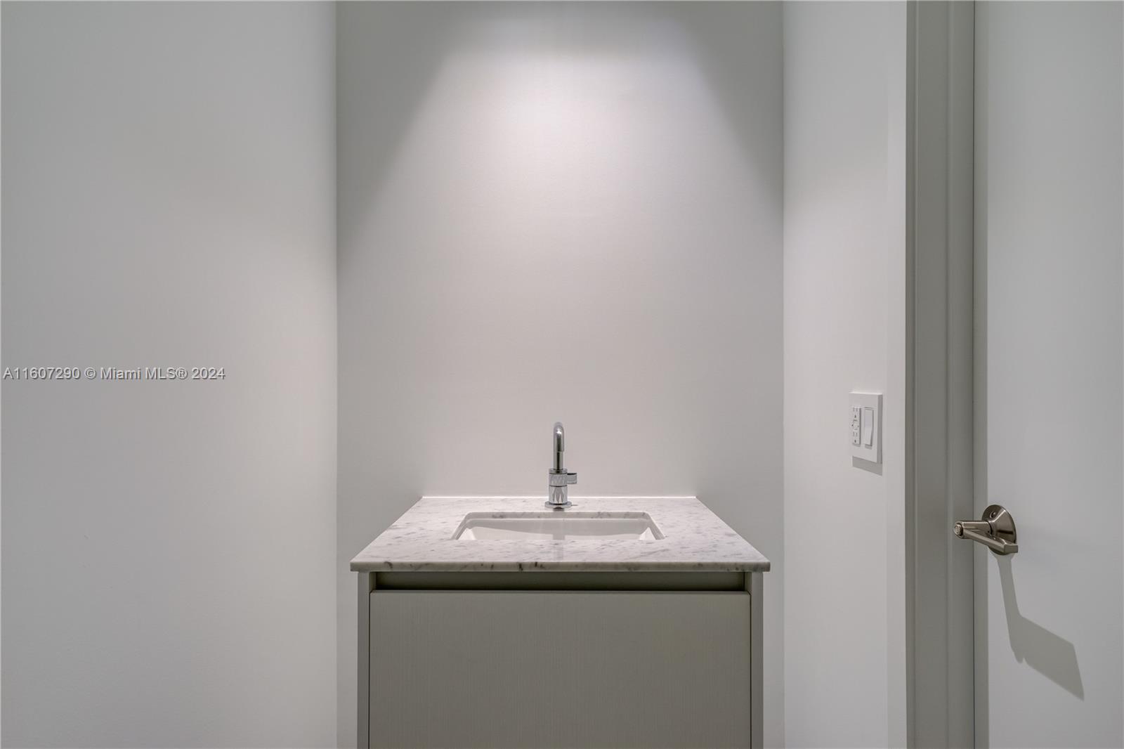 THE ELYSEE CONDO - Residential Lease