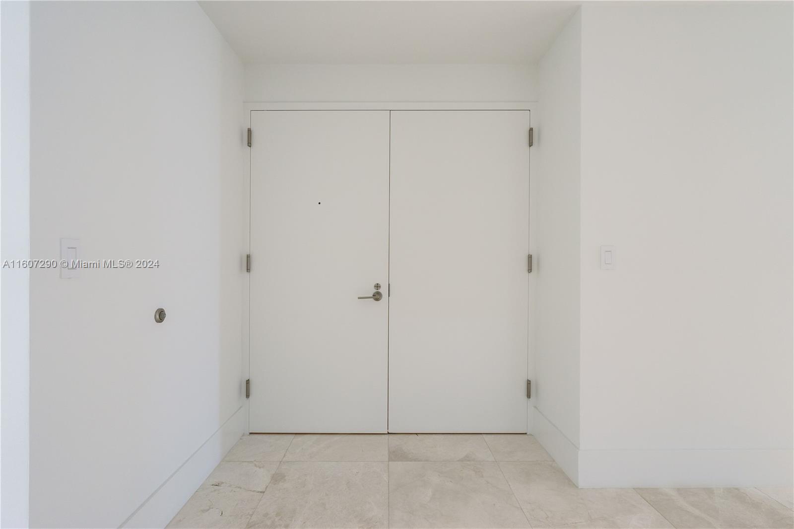 THE ELYSEE CONDO - Residential Lease