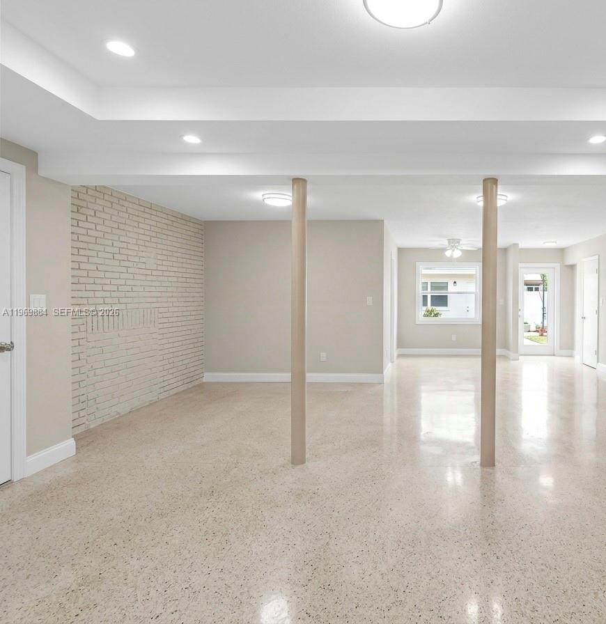 CAROL CITY 1 ST ADDN - Residential