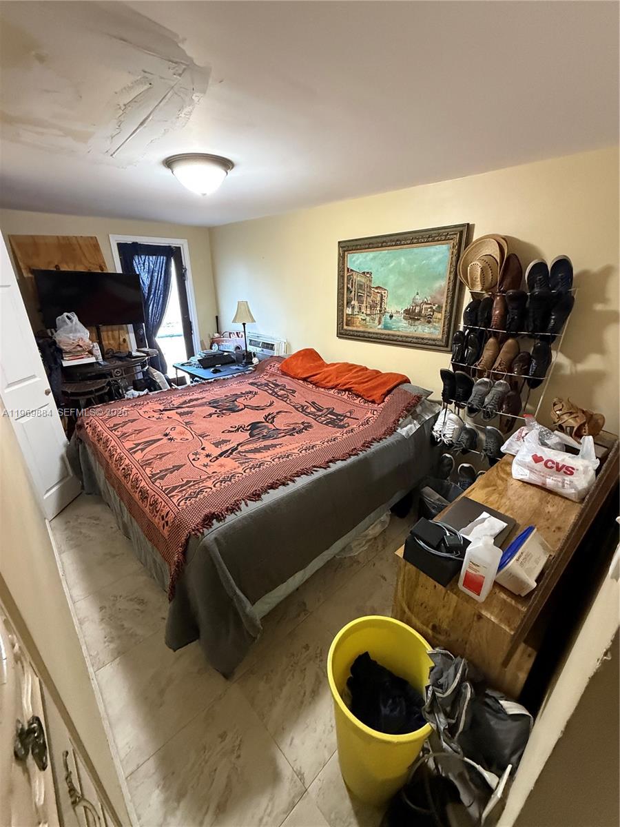 CAROL CITY 1 ST ADDN - Residential