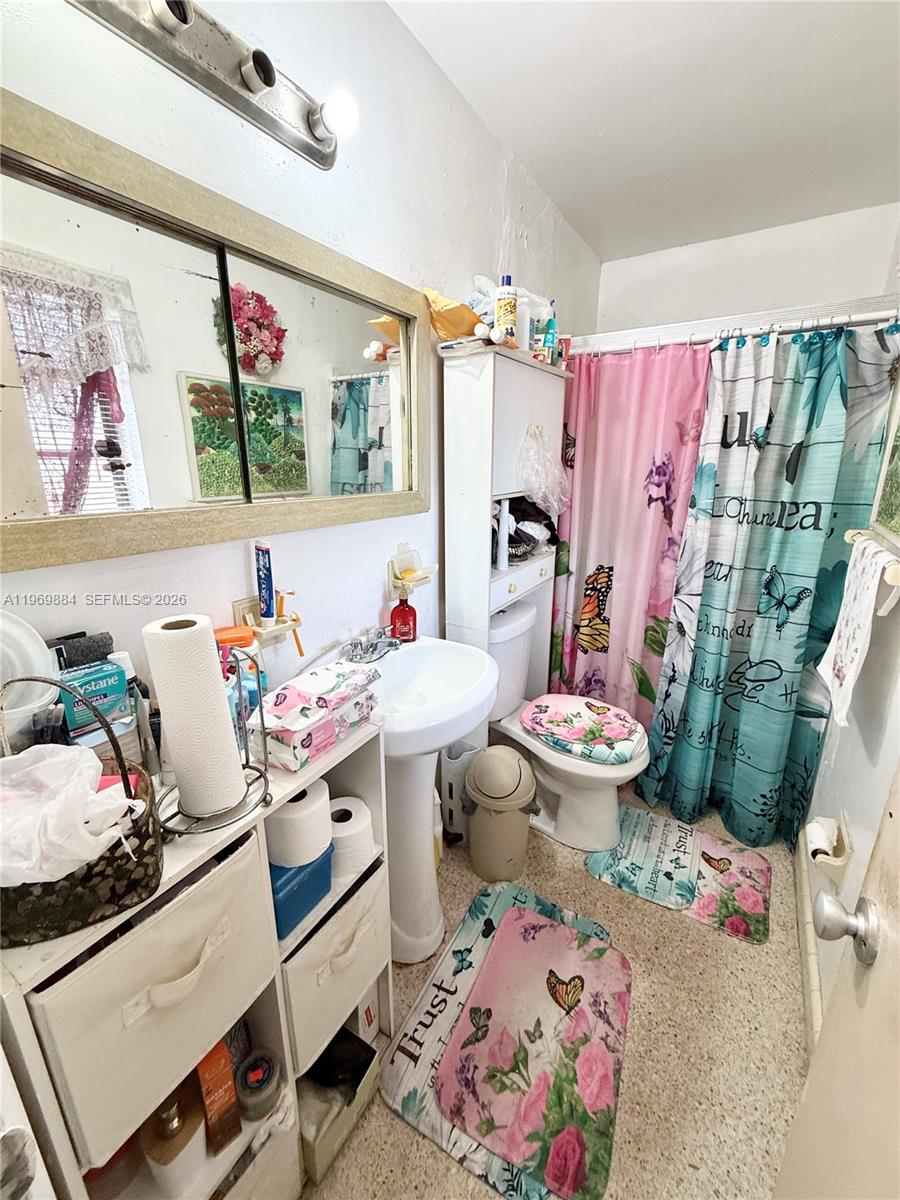 CAROL CITY 1 ST ADDN - Residential