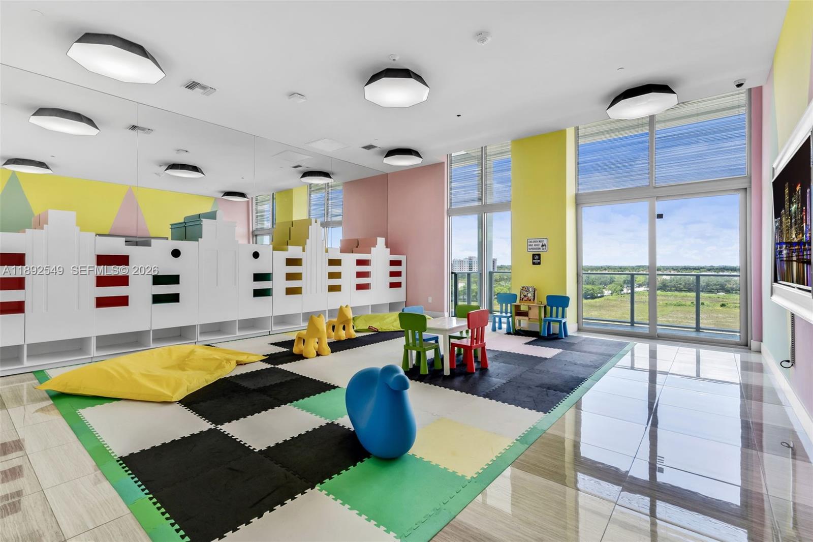 METROPICA NORTH TOWER ONE - Residential