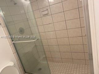 3301 Spanish Moss Ter 906