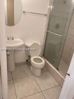 3301 Spanish Moss Ter 906