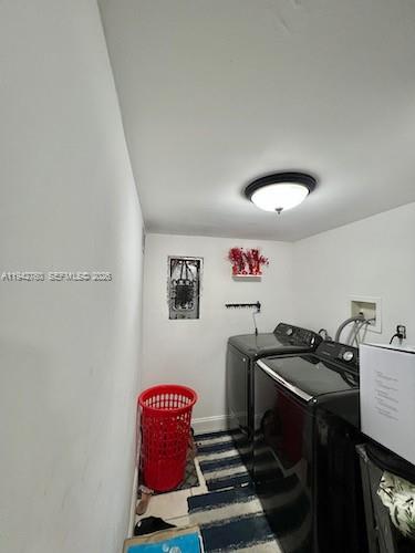 SUNRISE GOLF VILLAGE SEC - Residential