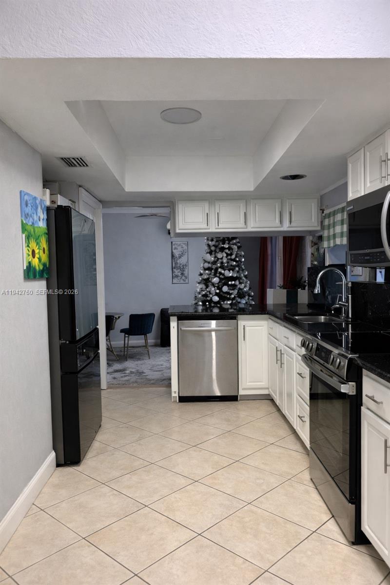 SUNRISE GOLF VILLAGE SEC - Residential