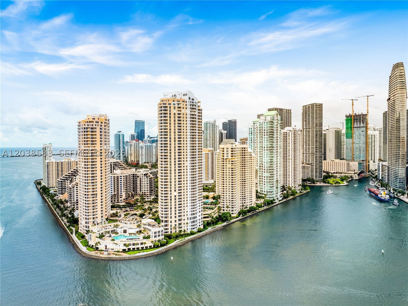 888 Brickell Key Dr