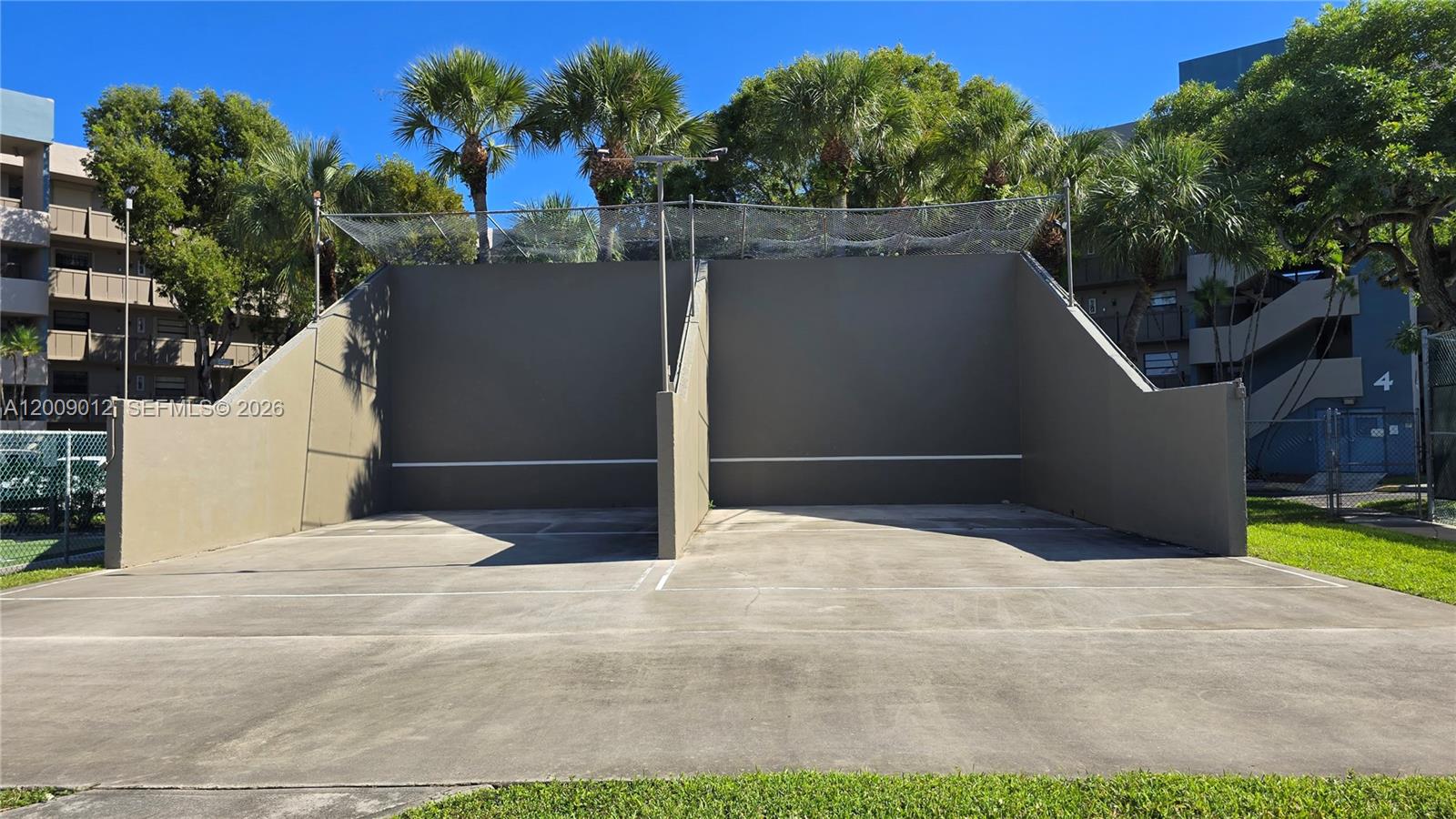 COLONY POINT 4 CONDO - Residential