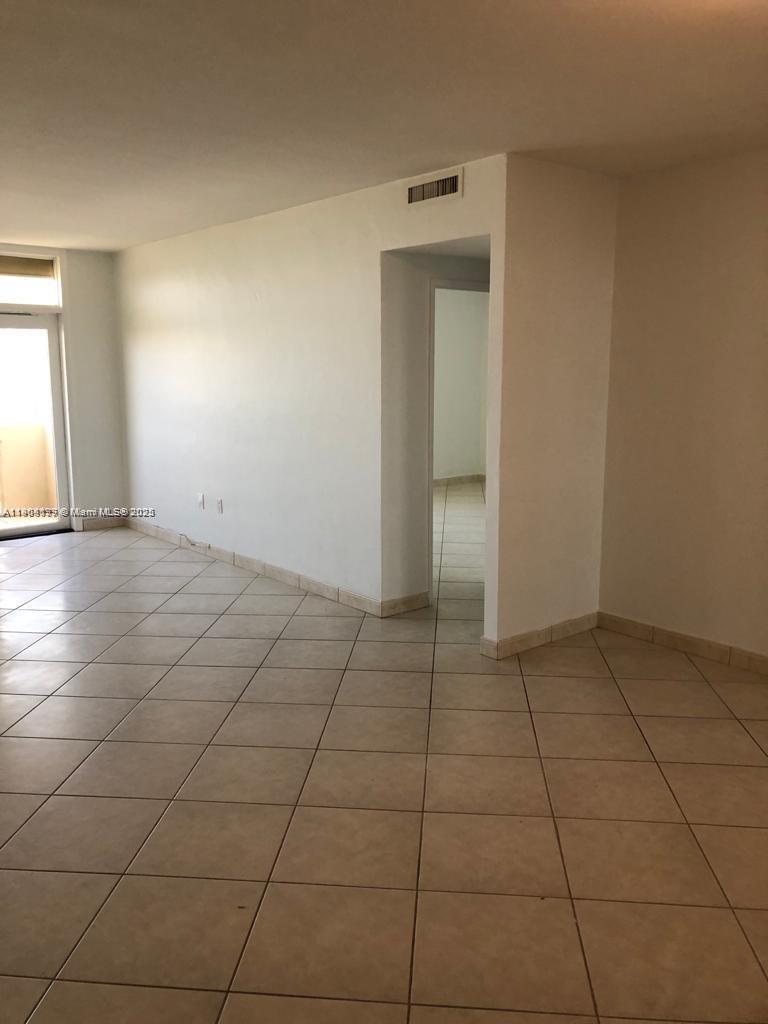 THE PLAZA OF BAL HARBOUR - Residential Lease