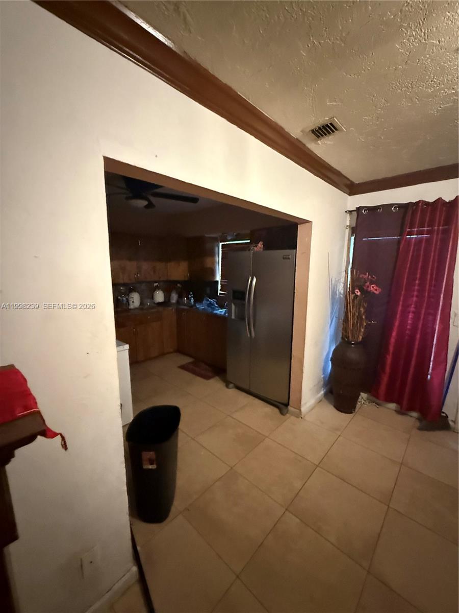 HYDE PARK FIRST SEC - Residential