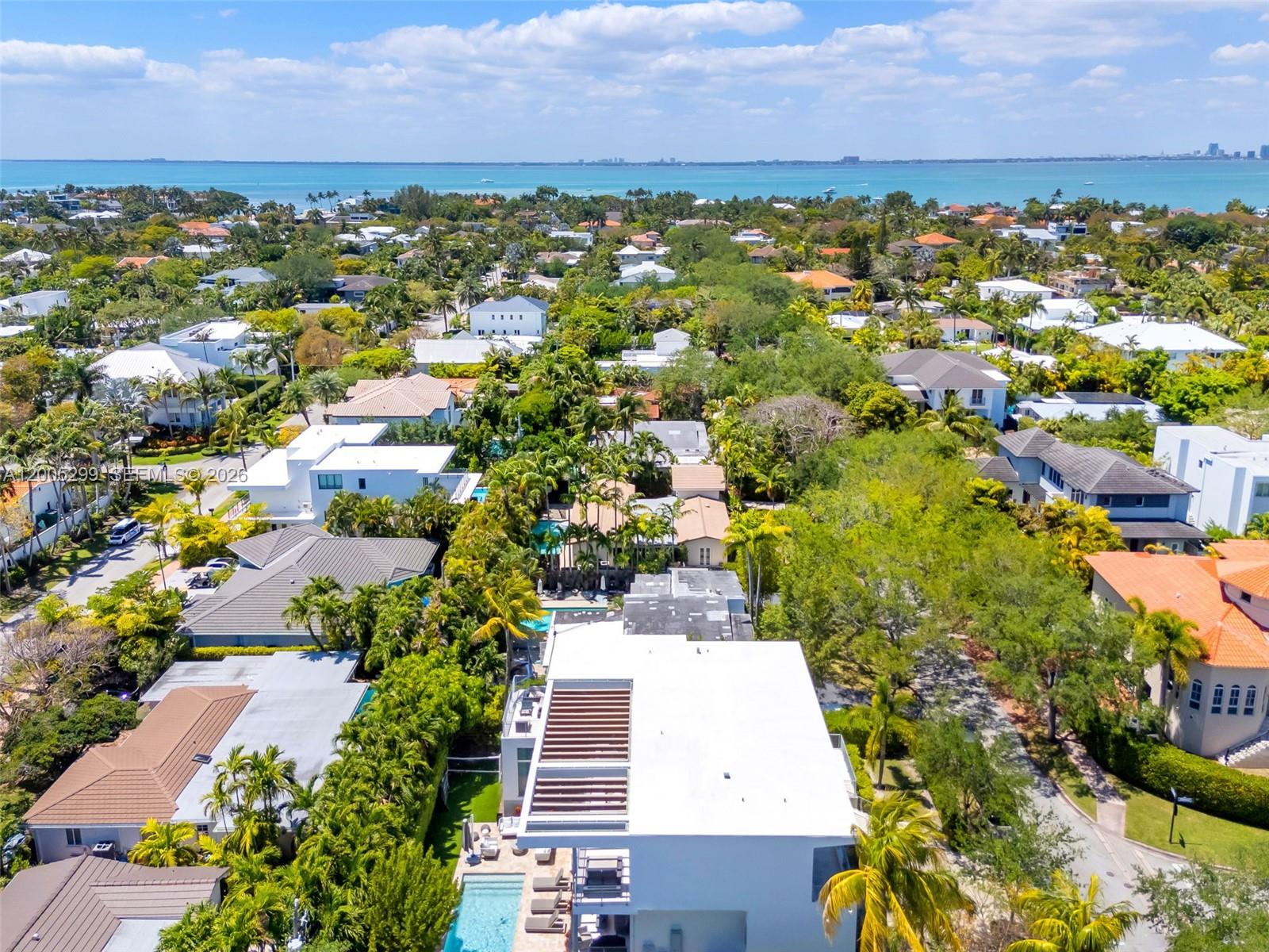 TROPICAL ISLE HOMES SUB - Residential