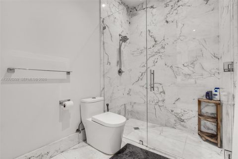 Tiny photo for 230 W Mcintyre St, Key Biscayne, FL 33149 (MLS # A12005299)