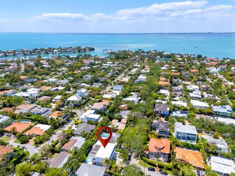 Tiny photo for 230 W Mcintyre St, Key Biscayne, FL 33149 (MLS # A12005299)