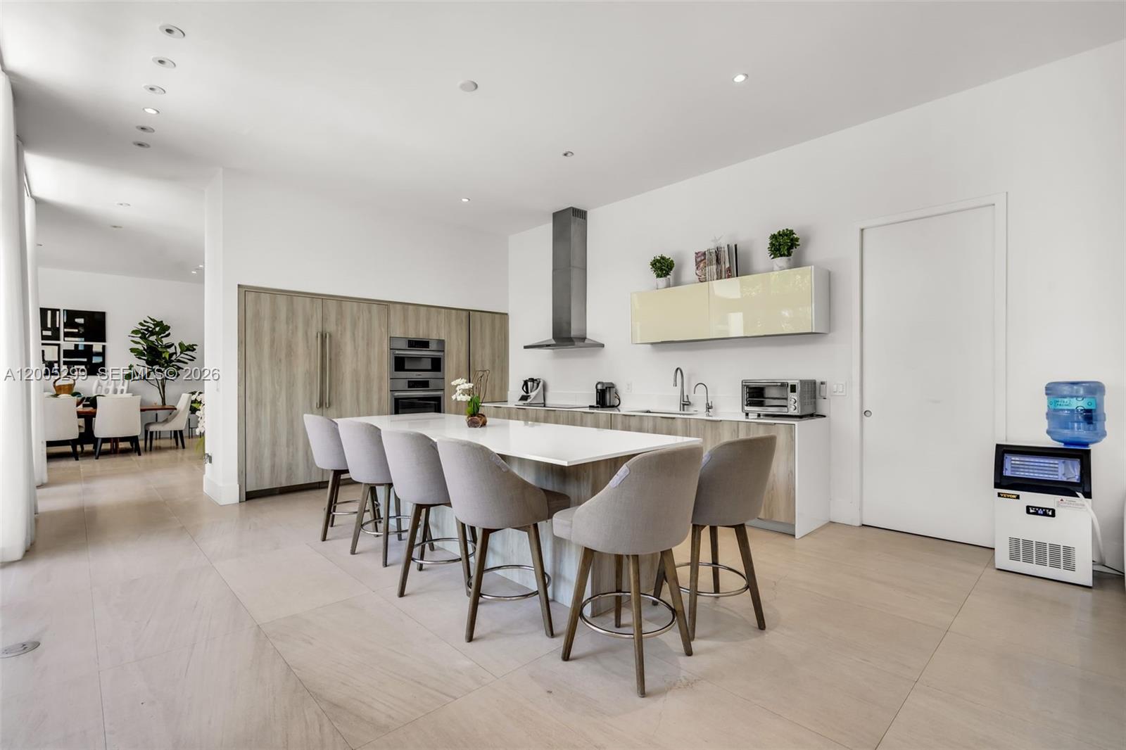 TROPICAL ISLE HOMES SUB - Residential