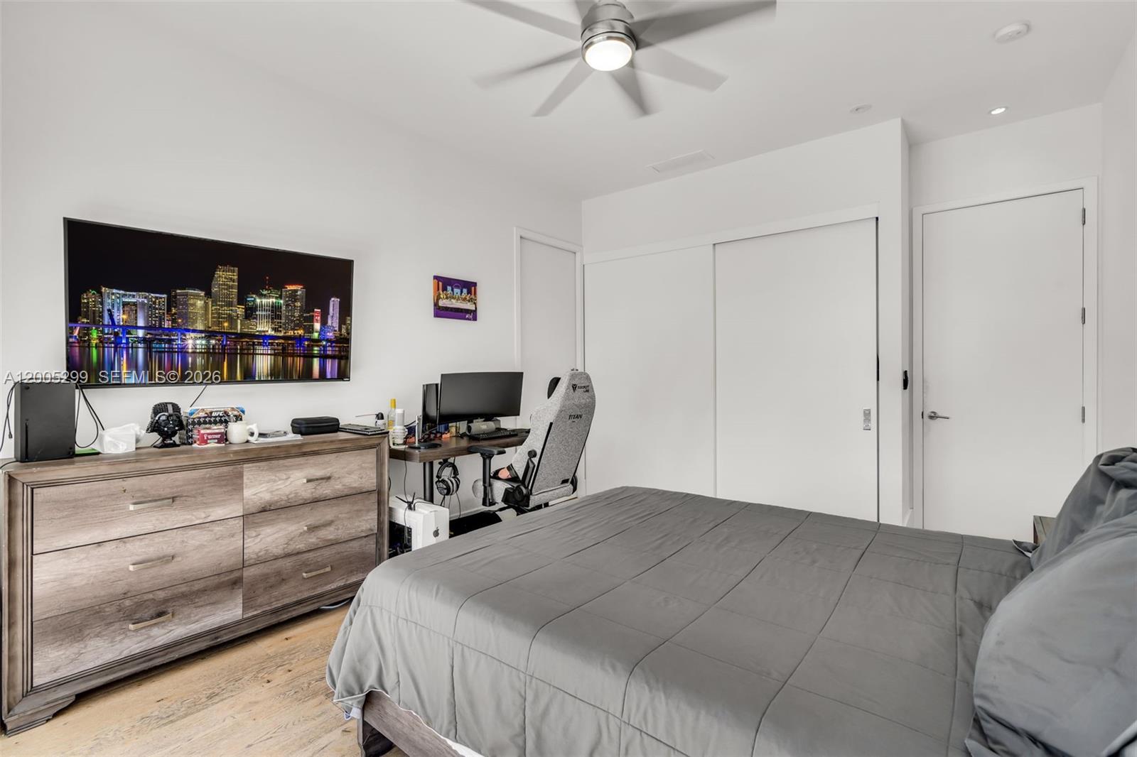 TROPICAL ISLE HOMES SUB - Residential