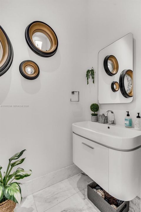 Tiny photo for 230 W Mcintyre St, Key Biscayne, FL 33149 (MLS # A12005299)