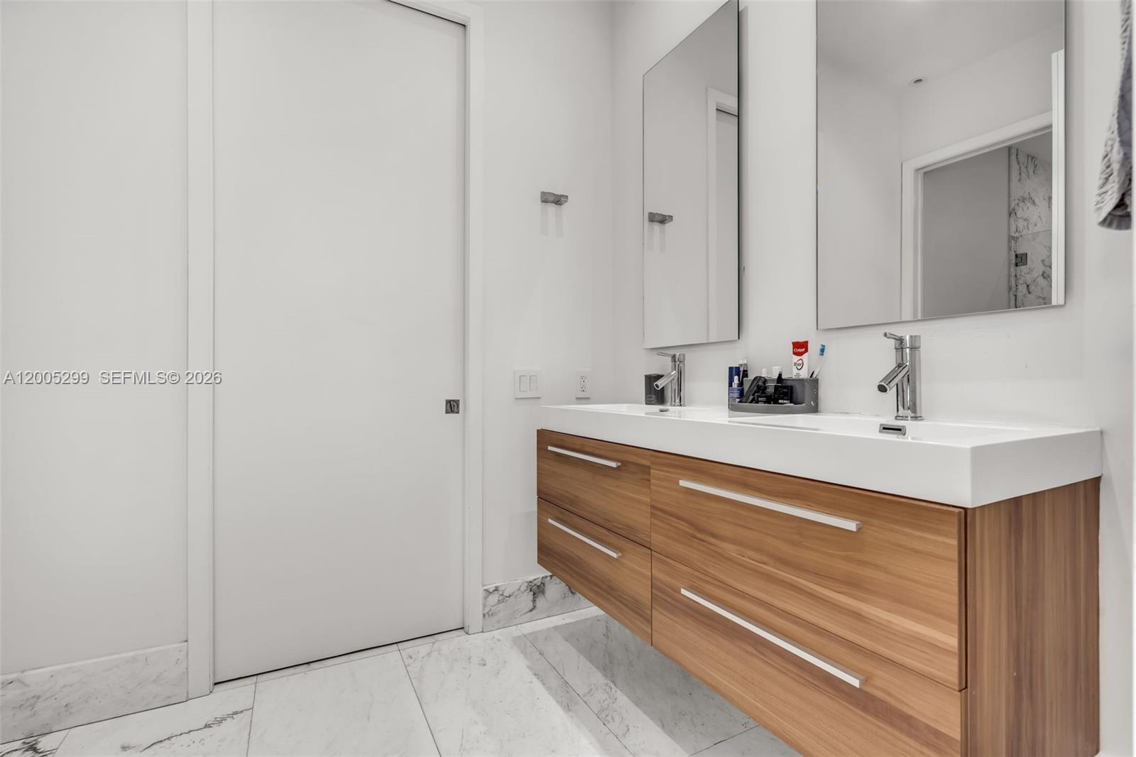 TROPICAL ISLE HOMES SUB - Residential