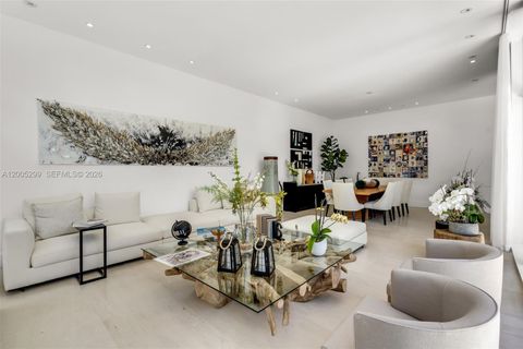 Tiny photo for 230 W Mcintyre St, Key Biscayne, FL 33149 (MLS # A12005299)